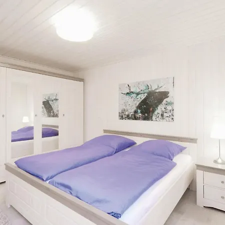 2 Bedroom Lovely In *