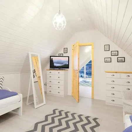 2 Bedroom Lovely In * Zerpenschleuse
