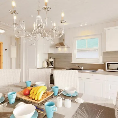 2 Bedroom Lovely In *